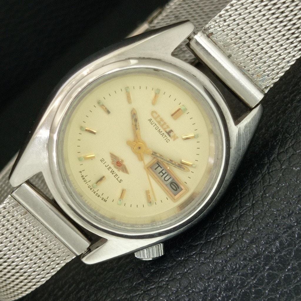 Vintage 1970 Citizen Automatic Womans Silver Watch W/Daydate & Gold Accents